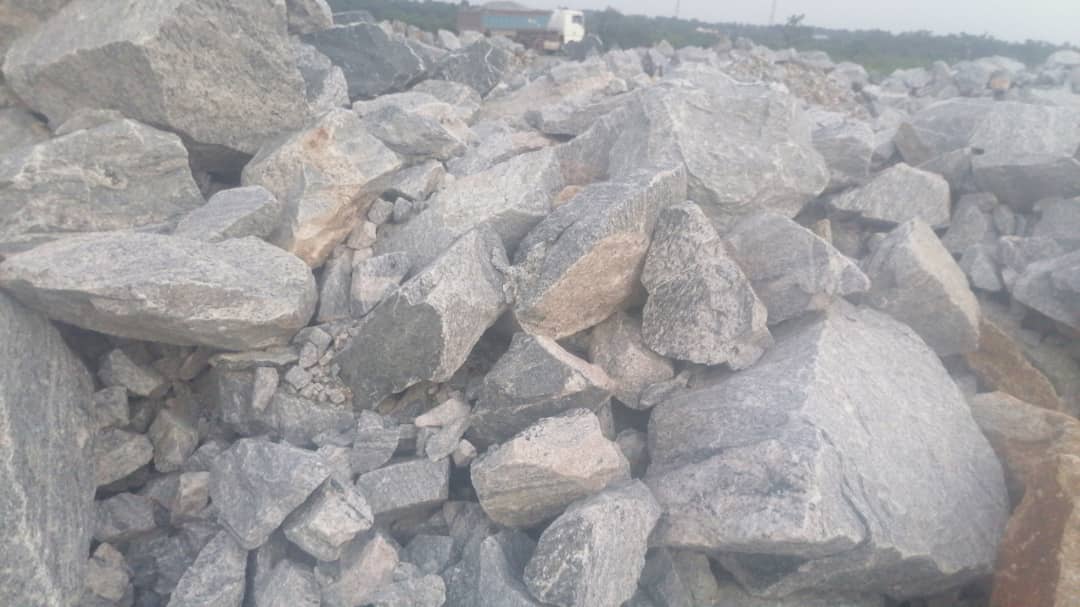 Gravel and chippings